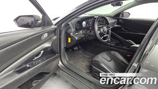 Hyundai AVANTE 2023 — photo 17