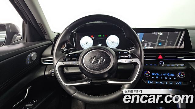 Hyundai AVANTE 2023 — photo 18