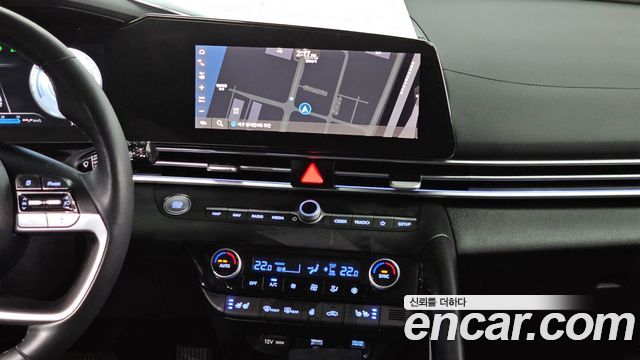 Hyundai AVANTE 2023 — photo 19