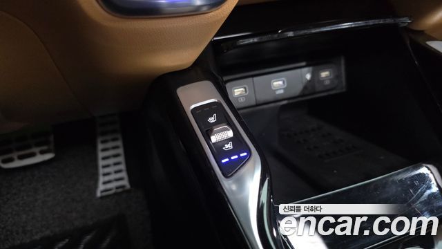 Kia Sorento 2022 — photo 12