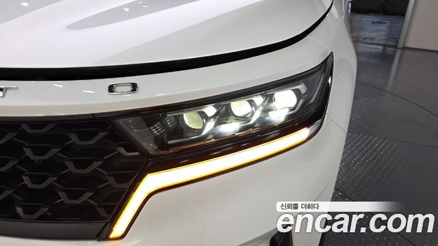 Kia Sorento 2022 — photo 8