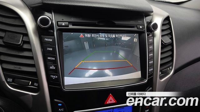 Hyundai i30 2014 — photo 21