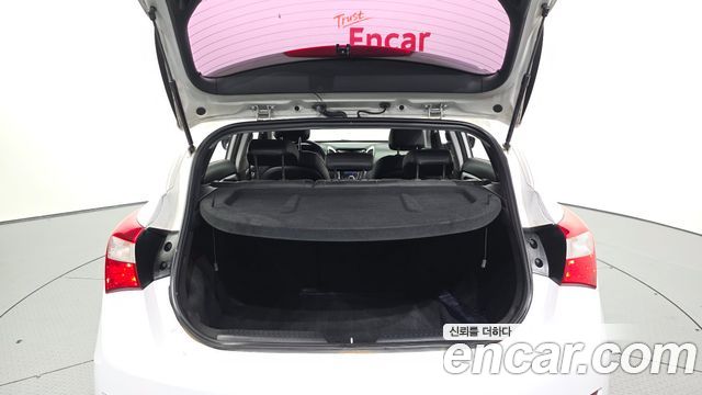 Hyundai i30 2014 — photo 26