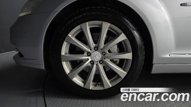 Mercedes-Benz S-Class 2012 — photo 5