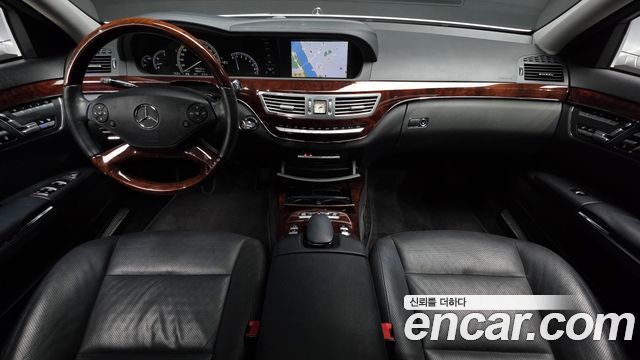 Mercedes-Benz S-Class 2012 — photo 7