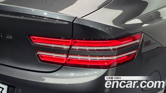 Genesis G80 2021 — photo 9
