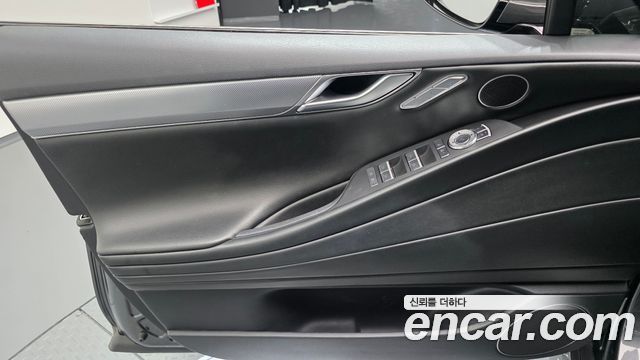 Genesis G80 2021 — photo 14