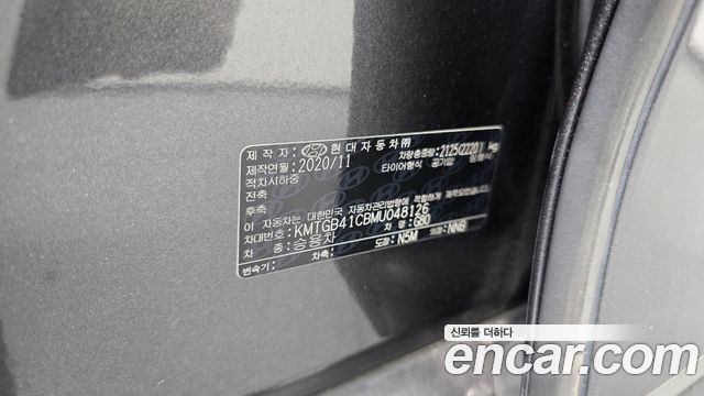 Genesis G80 2021 — photo 32
