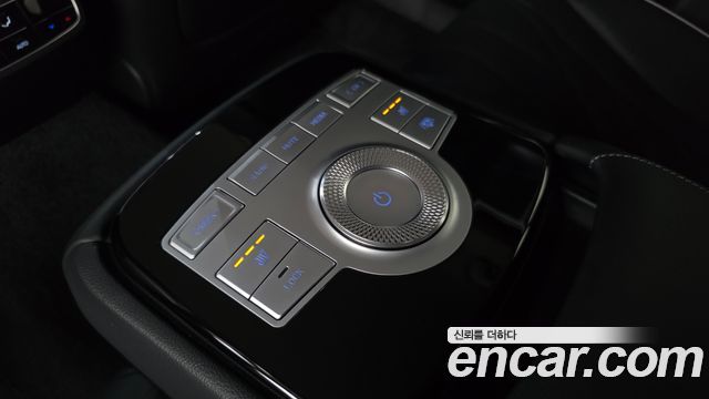 Genesis G80 2021 — photo 35