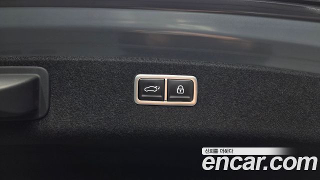Genesis G80 2021 — photo 36
