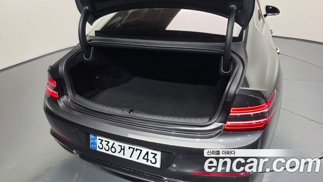 Genesis G80 2021 — photo 37