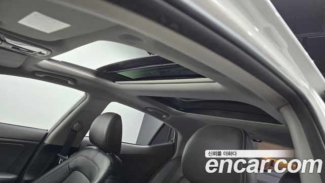 Kia K5 2012 — photo 18