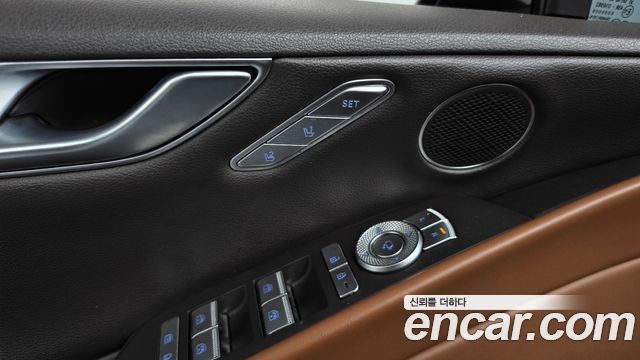 Genesis G80 2021 — photo 30