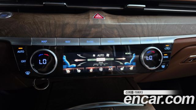 Genesis G80 2021 — photo 32