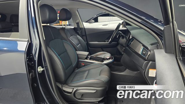 Kia Niro 2019 — photo 13
