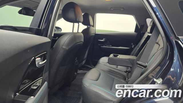 Kia Niro 2019 — photo 18