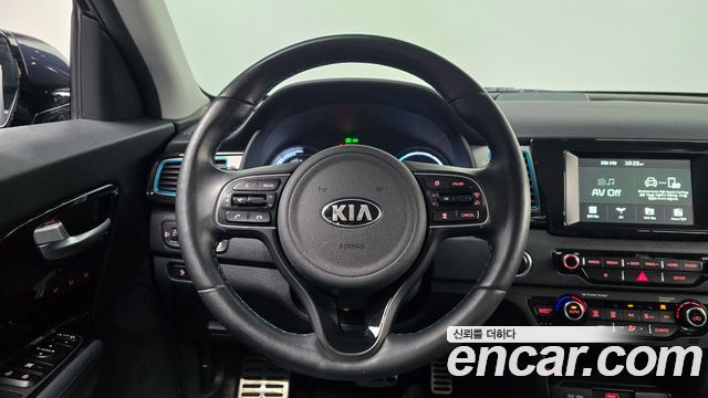 Kia Niro 2019 — photo 19