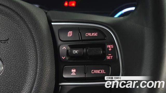 Kia Niro 2019 — photo 24