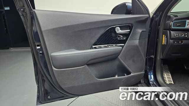Kia Niro 2019 — photo 14