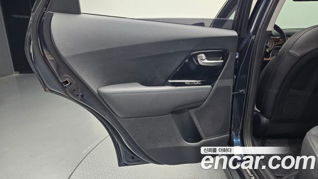 Kia Niro 2019 — photo 15