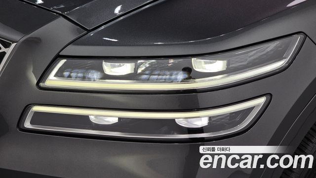 Genesis GV80 2022 — photo 8