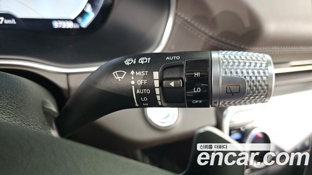 Genesis GV80 2022 — photo 31