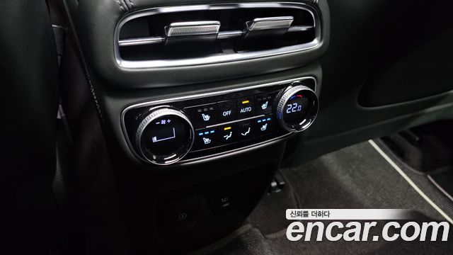 Genesis GV80 2022 — photo 35