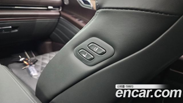 Genesis GV80 2022 — photo 36