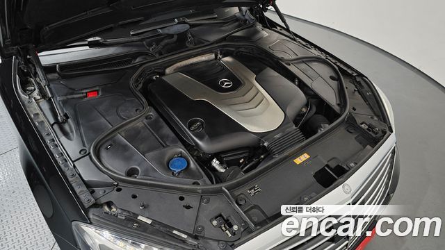 Mercedes-Benz S-Class 2016 — photo 6