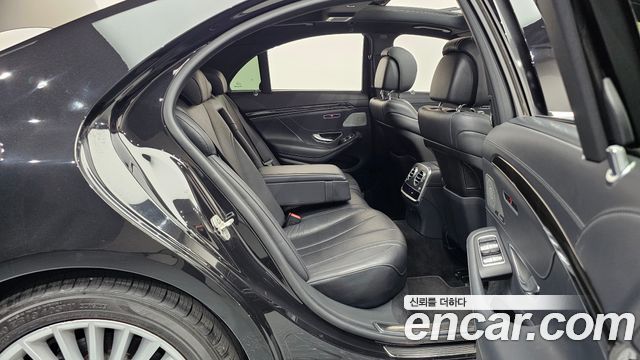 Mercedes-Benz S-Class 2016 — photo 12