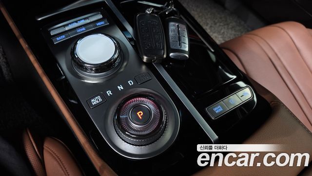 Genesis G80 2023 — photo 12