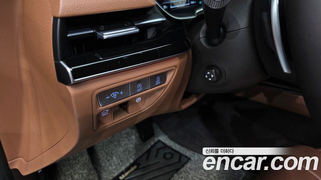 Genesis G80 2023 — photo 25