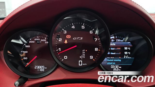 Porsche 718 2022 — photo 11