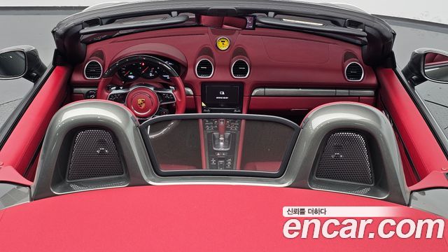 Porsche 718 2022 — photo 18