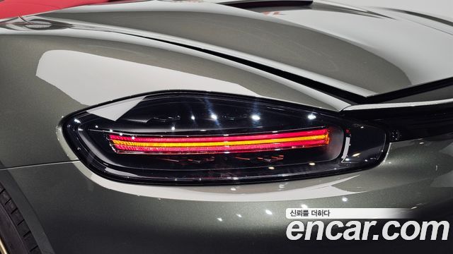 Porsche 718 2022 — photo 9