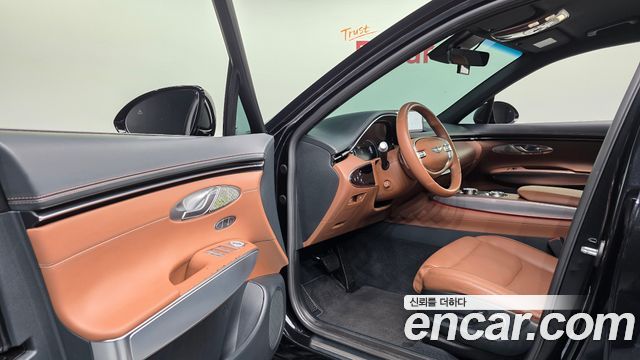 Genesis GV70 2021 — photo 13