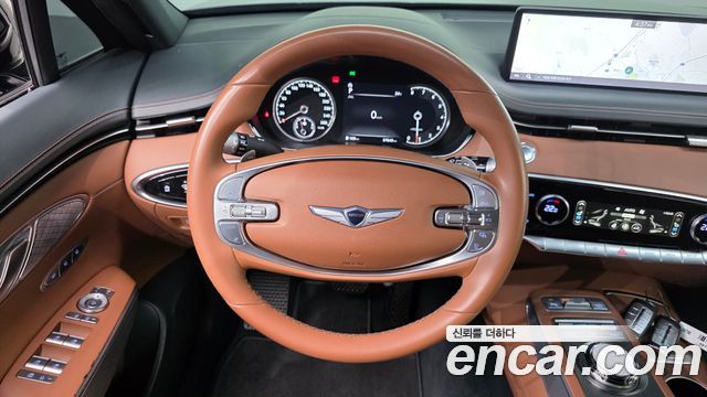 Genesis GV70 2021 — photo 19