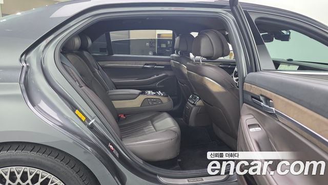 Genesis G90 2019 — photo 11
