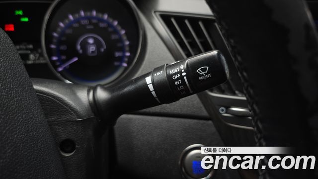 Hyundai Sonata 2014 — photo 16