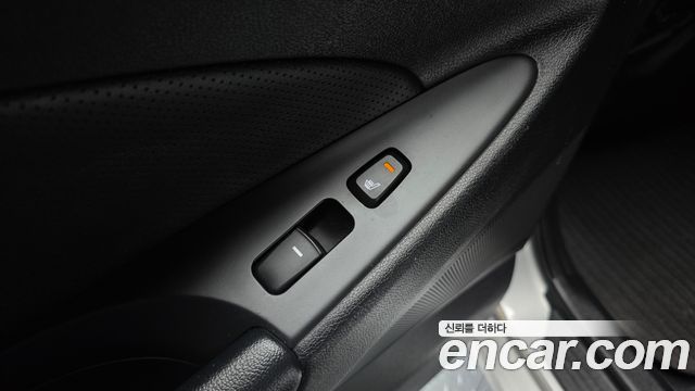Hyundai Sonata 2014 — photo 19