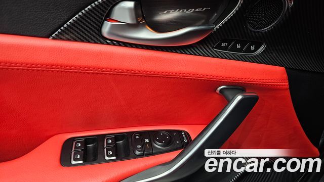 Kia Stinger 2019 — photo 12