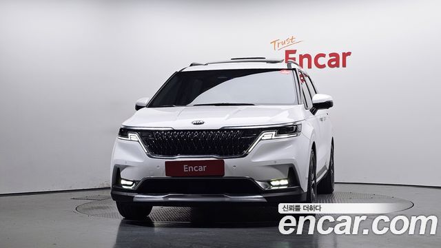 Kia Canival 2021 — photo 3