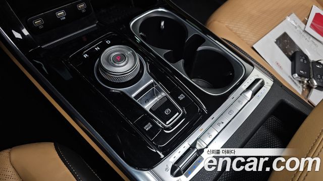 Kia Canival 2021 — photo 9