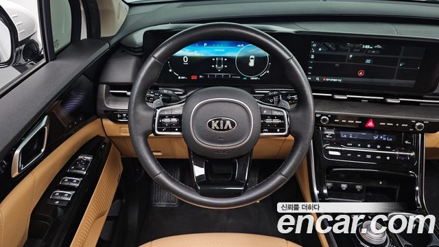 Kia Canival 2021 — photo 12