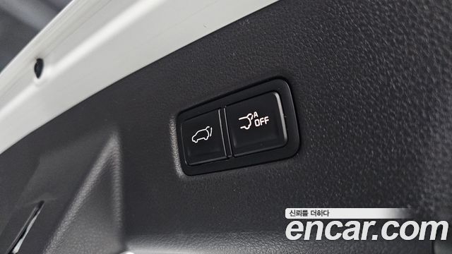 Kia Canival 2021 — photo 19