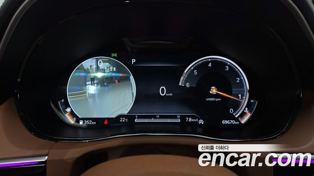 Genesis GV70 2021 — photo 11