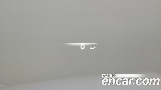 Genesis GV70 2021 — photo 37
