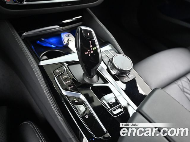 BMW Gran Turismo 2024 — photo 10