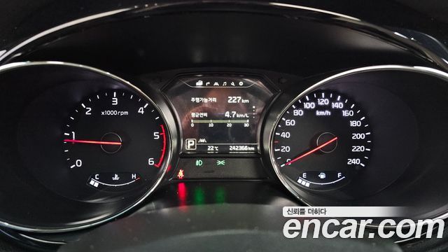 Kia Canival 2016 — photo 8
