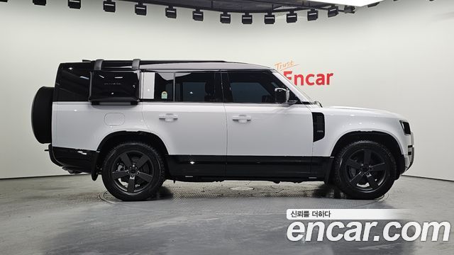Land Rover Defender 2026 — photo 5